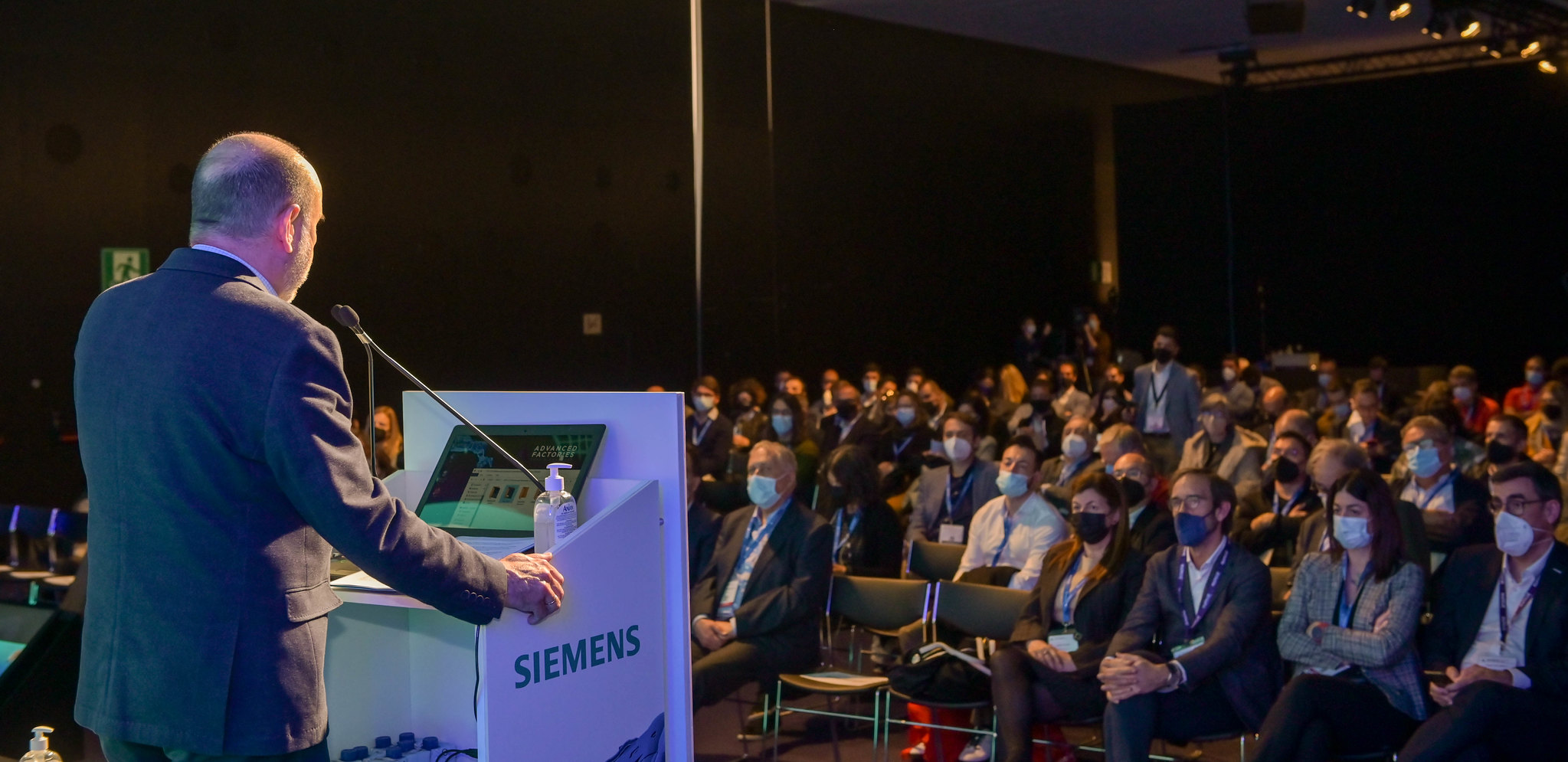 Cumbre en Valencia de regiones industriales en busca de las principales inversiones en movilidad sostenible 