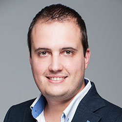 José Ramón (Jota) Sierra