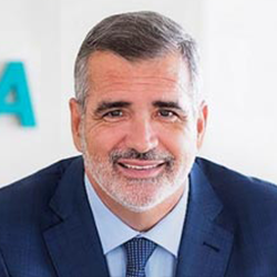 Adolfo Utor