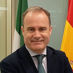 Manuel Larrasa Rodríguez